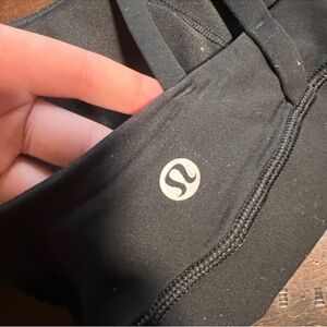 Black Sportsbra Lululemon Energy Bra size 4 (XS)